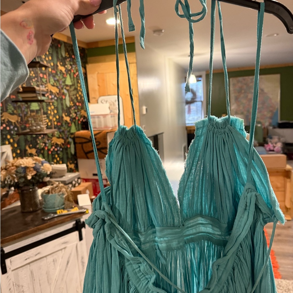 100 degree Turquoise Sleeveless Dress - Picture 4 of 6